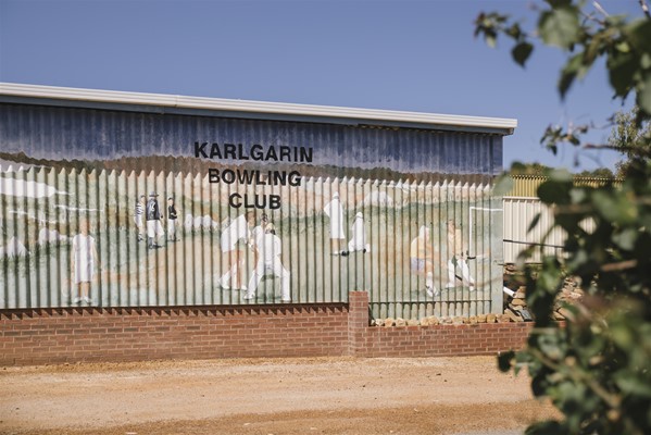 Karlgarin Bowling Club Mural