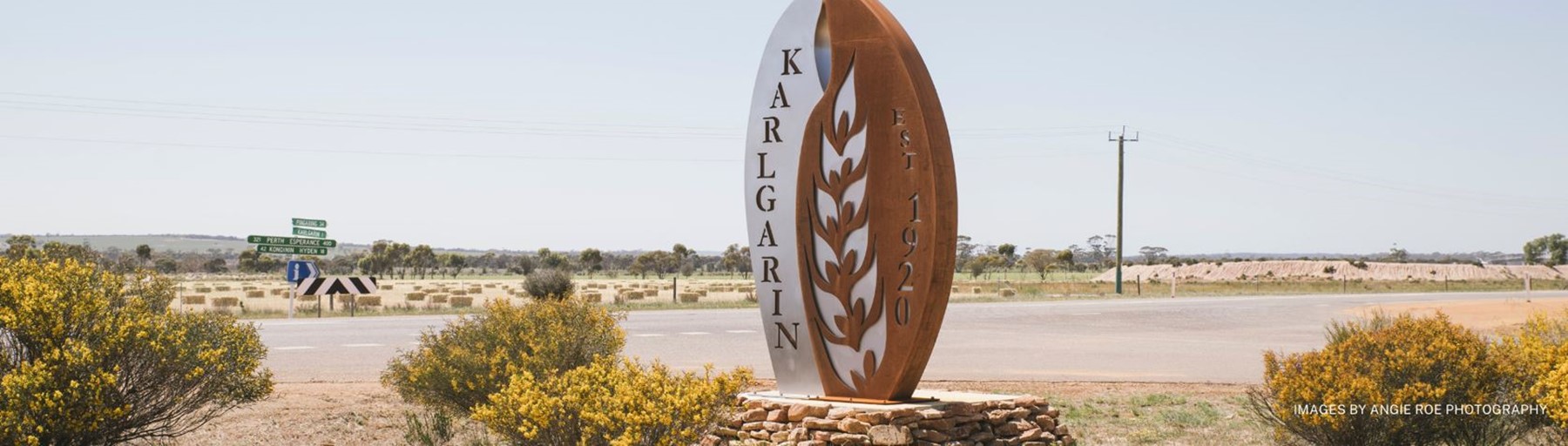 Picture: Karlgarin Entry Sign